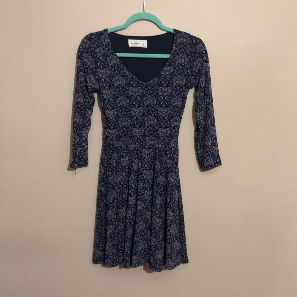 Abercrombie || skater dress 3/4 length sleeve